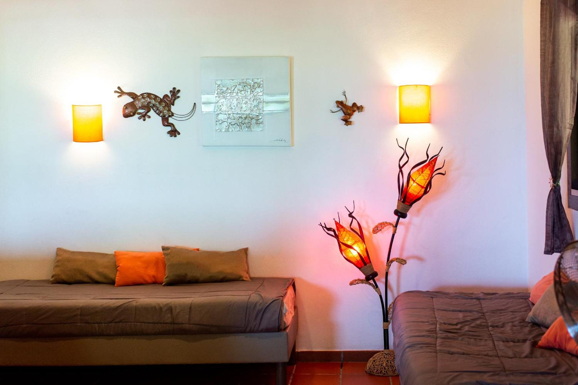 Au Jardin Des Colibris Ecolodge&Spa Deshaies Εξωτερικό φωτογραφία