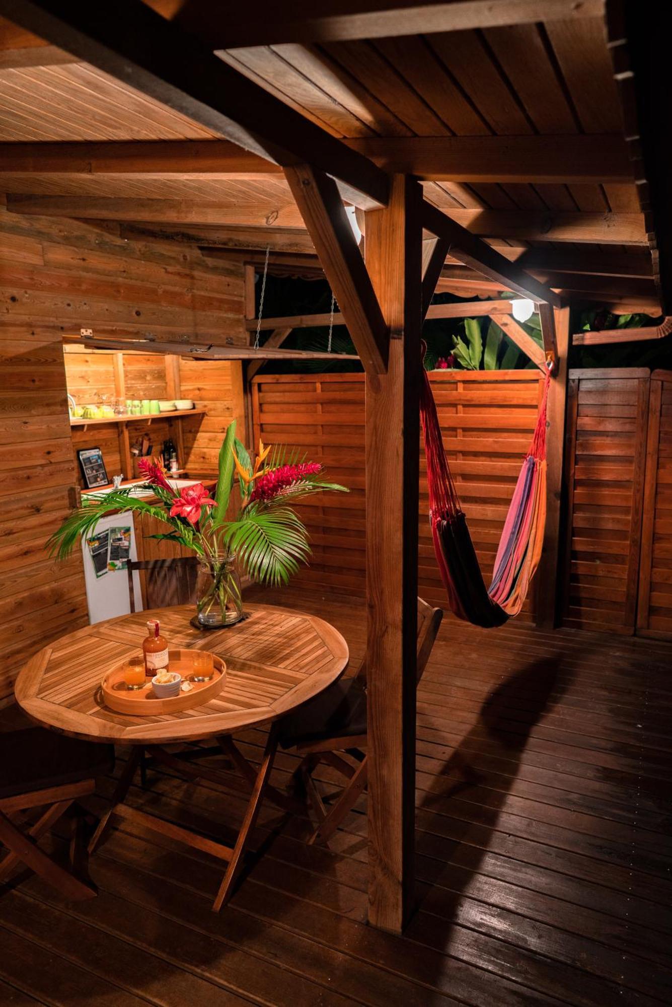 Au Jardin Des Colibris Ecolodge&Spa Deshaies Εξωτερικό φωτογραφία