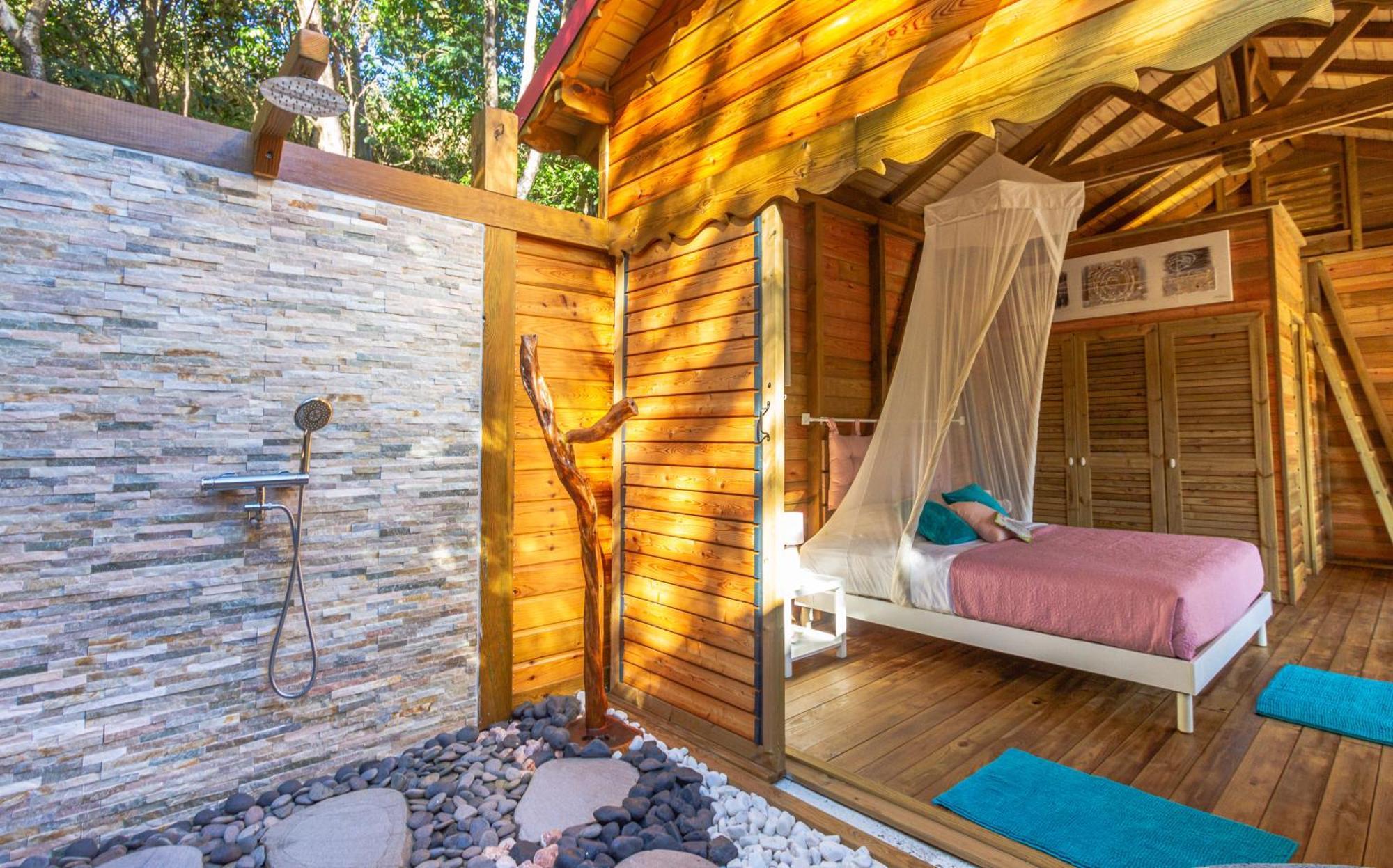 Au Jardin Des Colibris Ecolodge&Spa Deshaies Εξωτερικό φωτογραφία